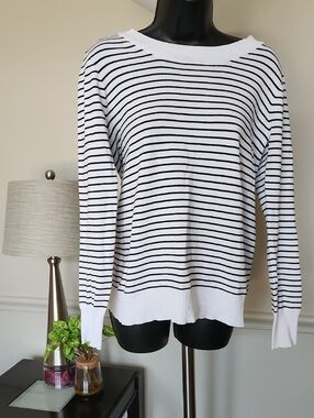 EIGHT18 Striped Boatneck Top in White & Black